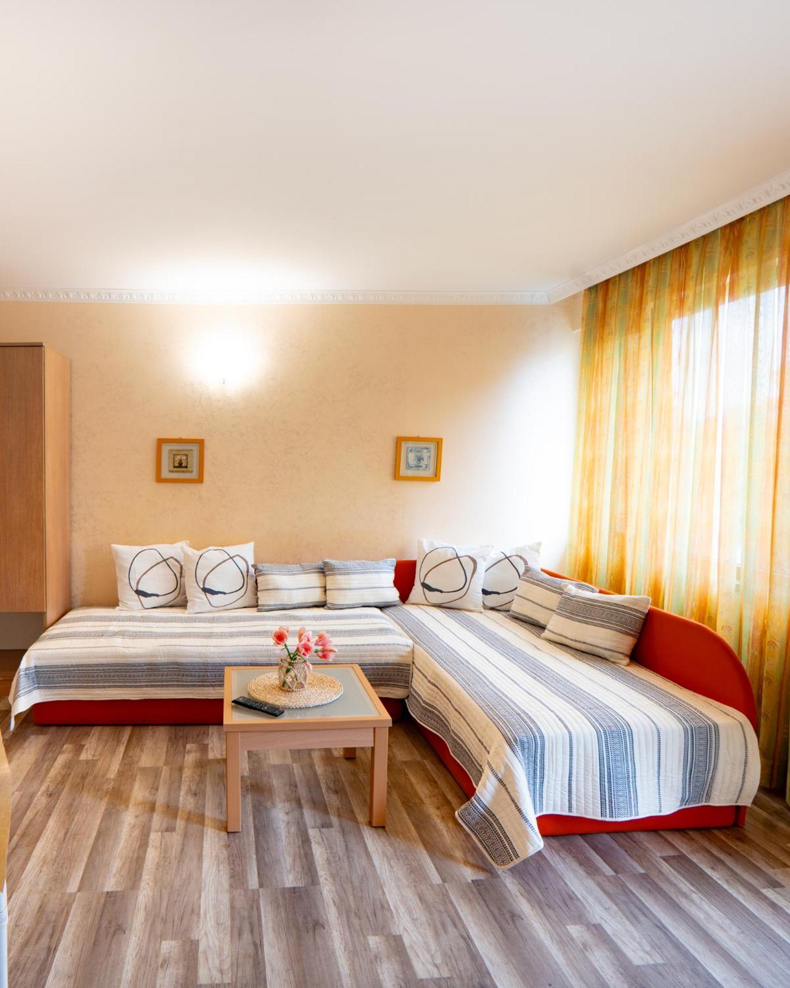 Hotel Zeus Ahyolu Dış mekan fotoğraf