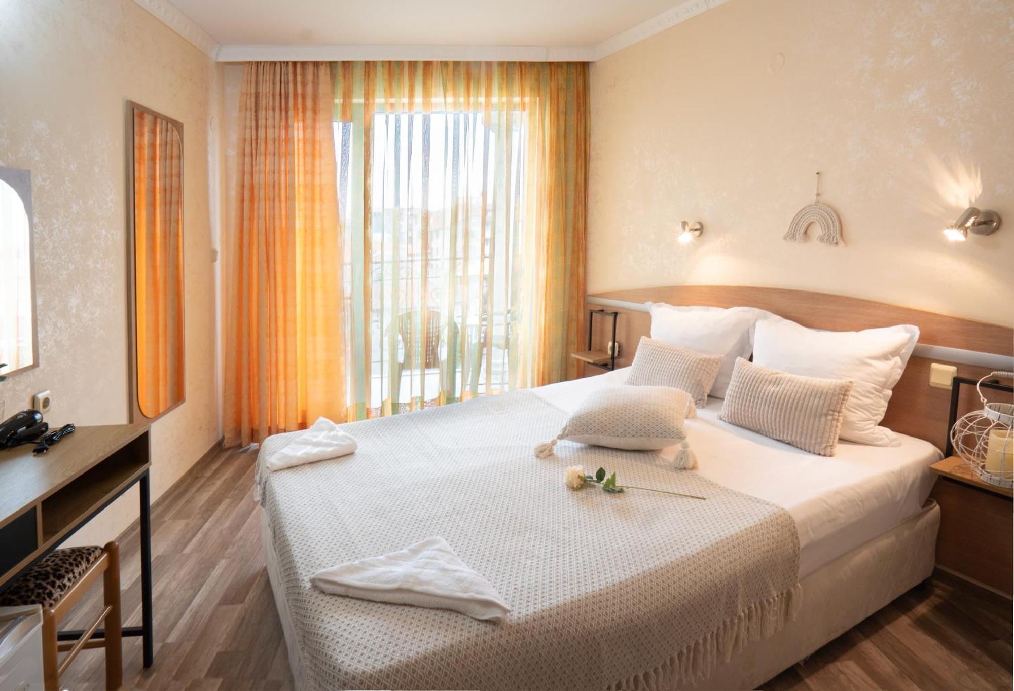 Hotel Zeus Ahyolu Dış mekan fotoğraf